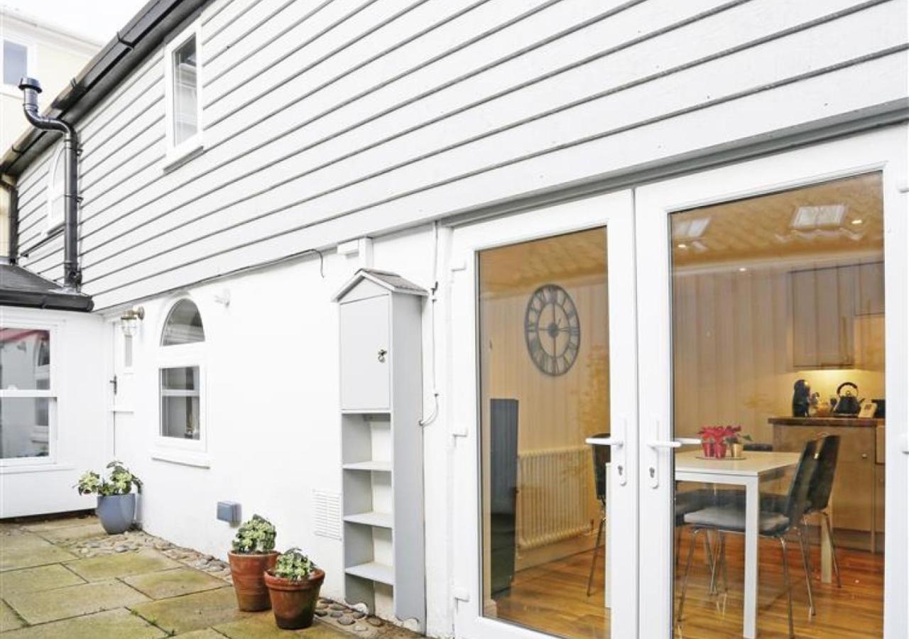 The Secret Cottage Aldeburgh Exterior photo